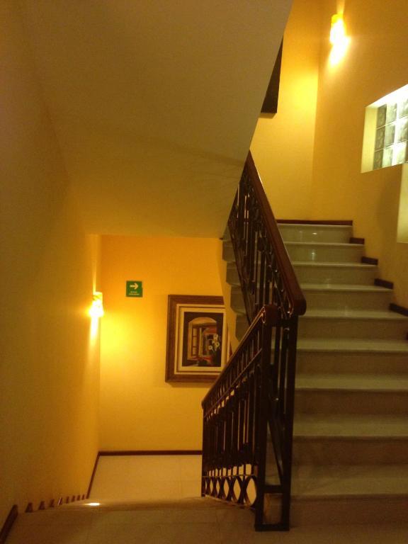 Hotel Cr Tehuacán Buitenkant foto
