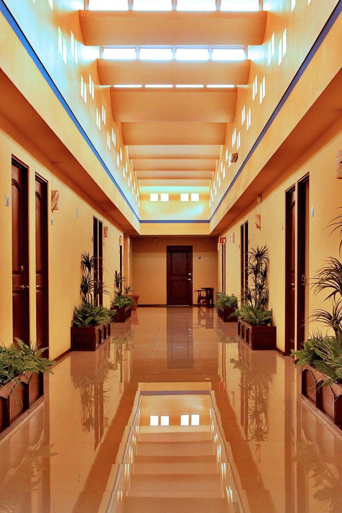 Hotel Cr Tehuacán Buitenkant foto