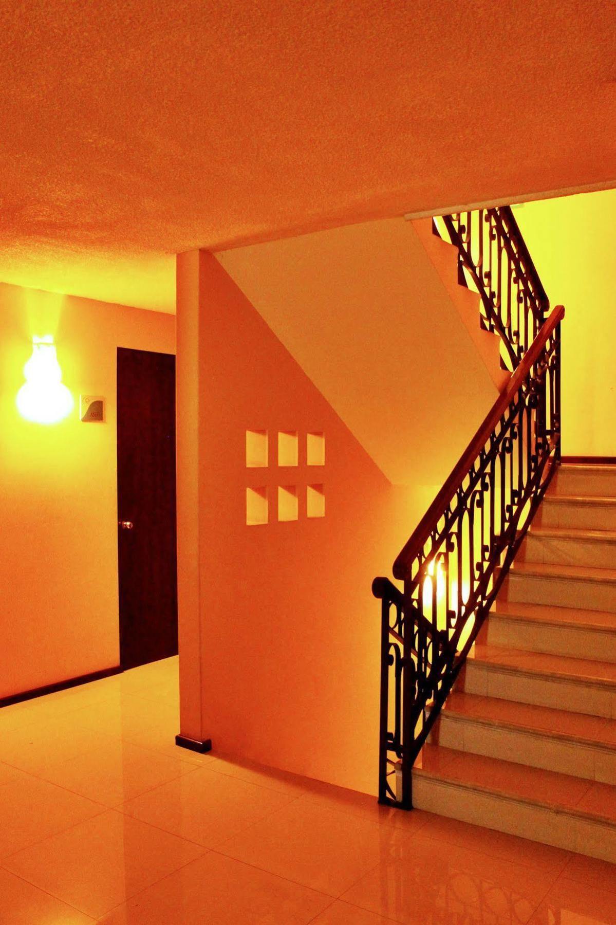 Hotel Cr Tehuacán Buitenkant foto